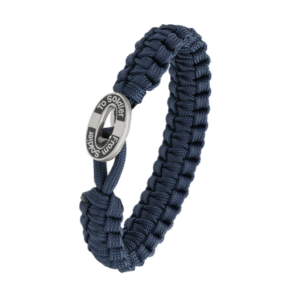 From Soldier to Soldier armbånd m. sølv lås m. sort tekst