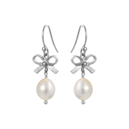 Susanne Friis Bjørner - Ørering (bøjle) medhvid ferskvandsperle